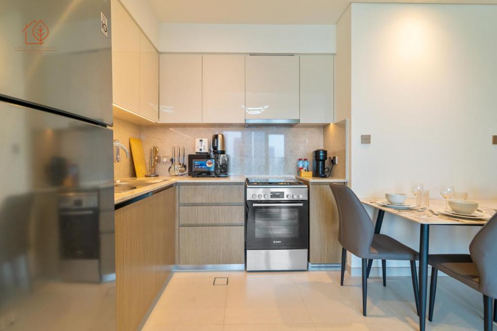 Modern With Full Burj Khalifa Views 201br-2