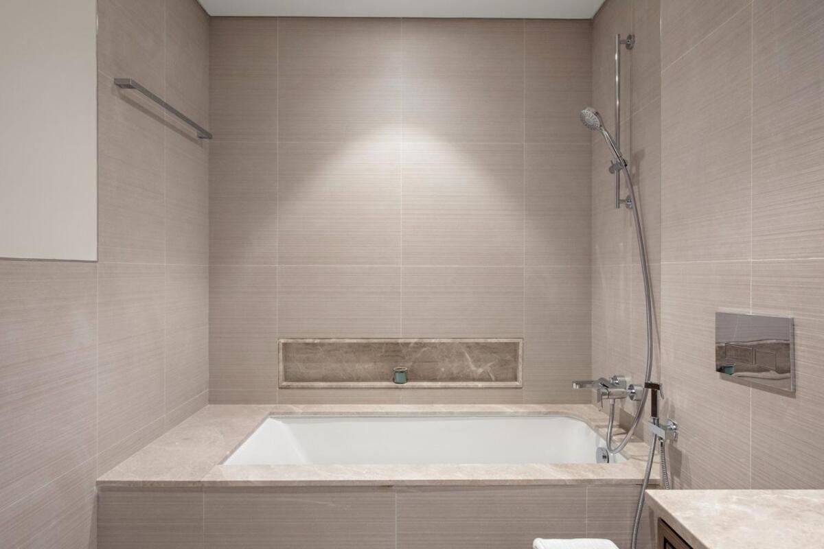 First Class 2br Incredible Burj Khalifa View Apartment *