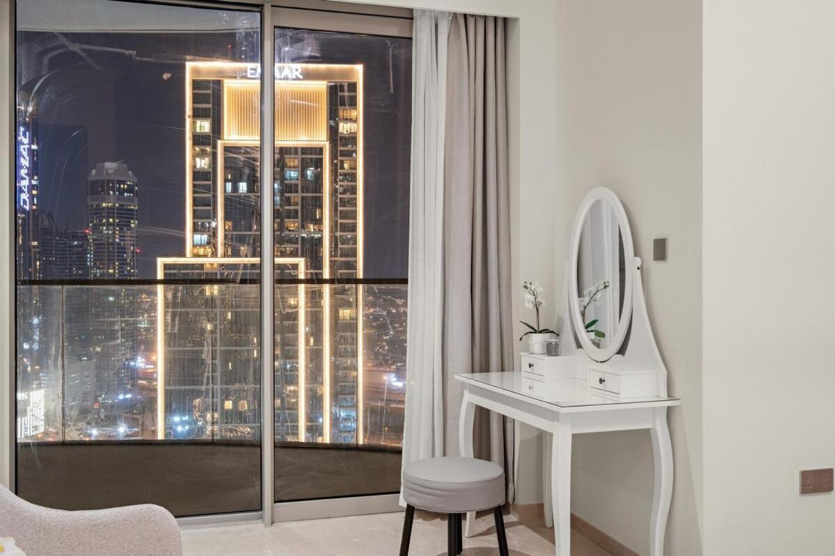 First Class 2br Incredible Burj Khalifa View Apartment Dubai