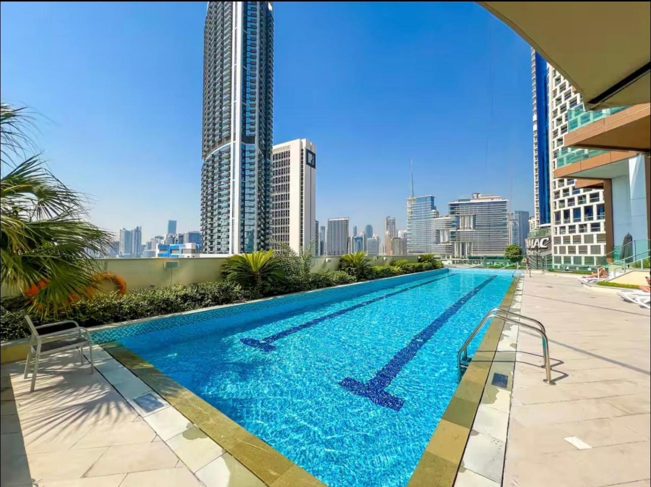 1 Bedroom Duplex In Serviced 5 Stars