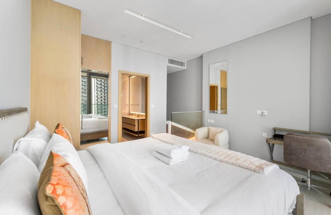 1 Bedroom Duplex In Serviced 5 Stars Apartment