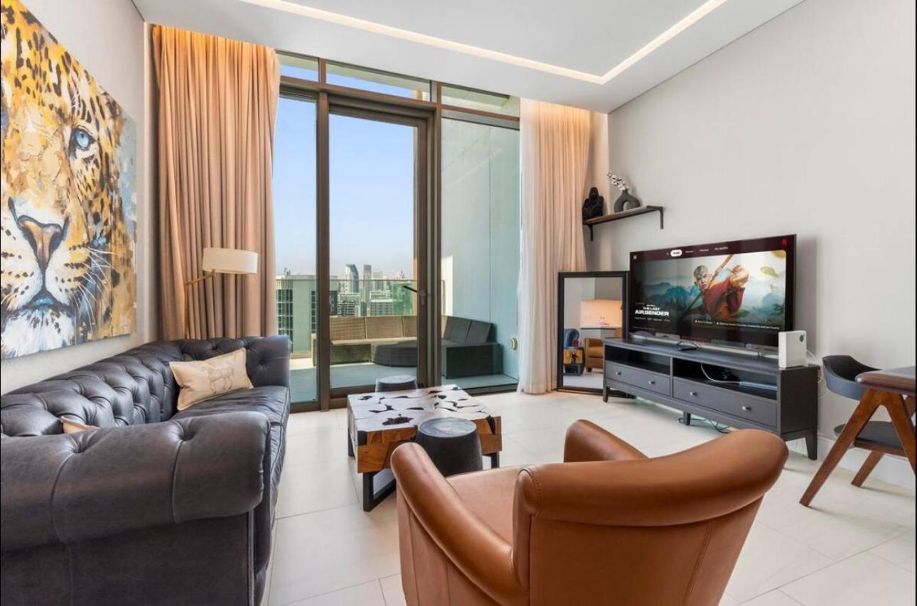 1 Bedroom Duplex In Serviced 5 Stars *