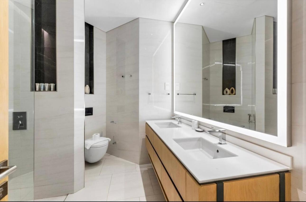 1 Bedroom Duplex In Serviced 5 Stars Apartment
