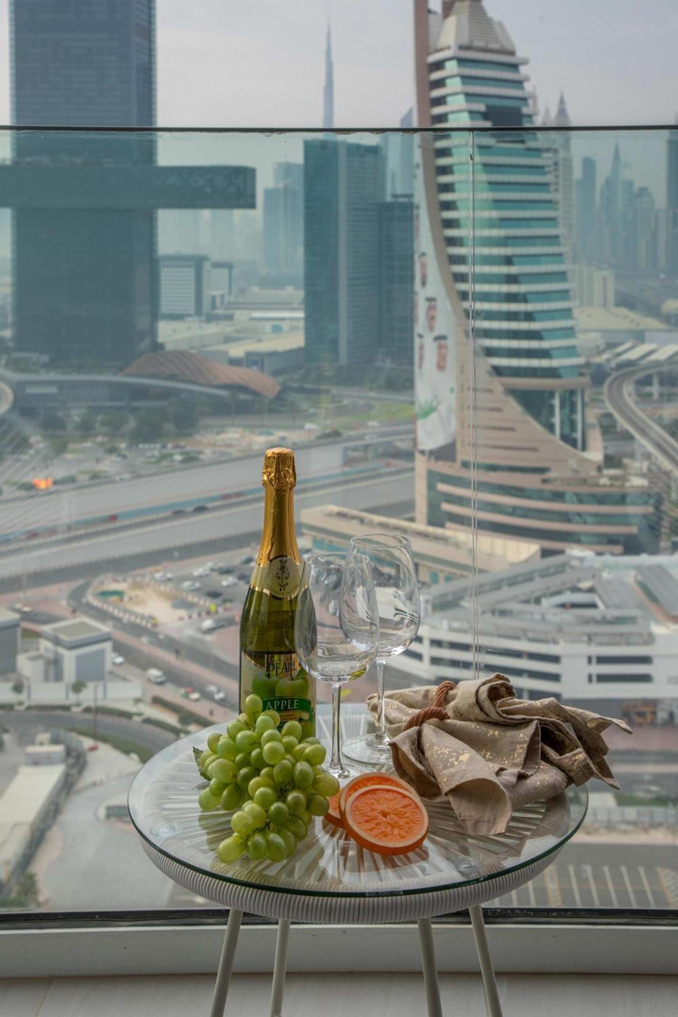 Frank Porter - Park Gate Dubai