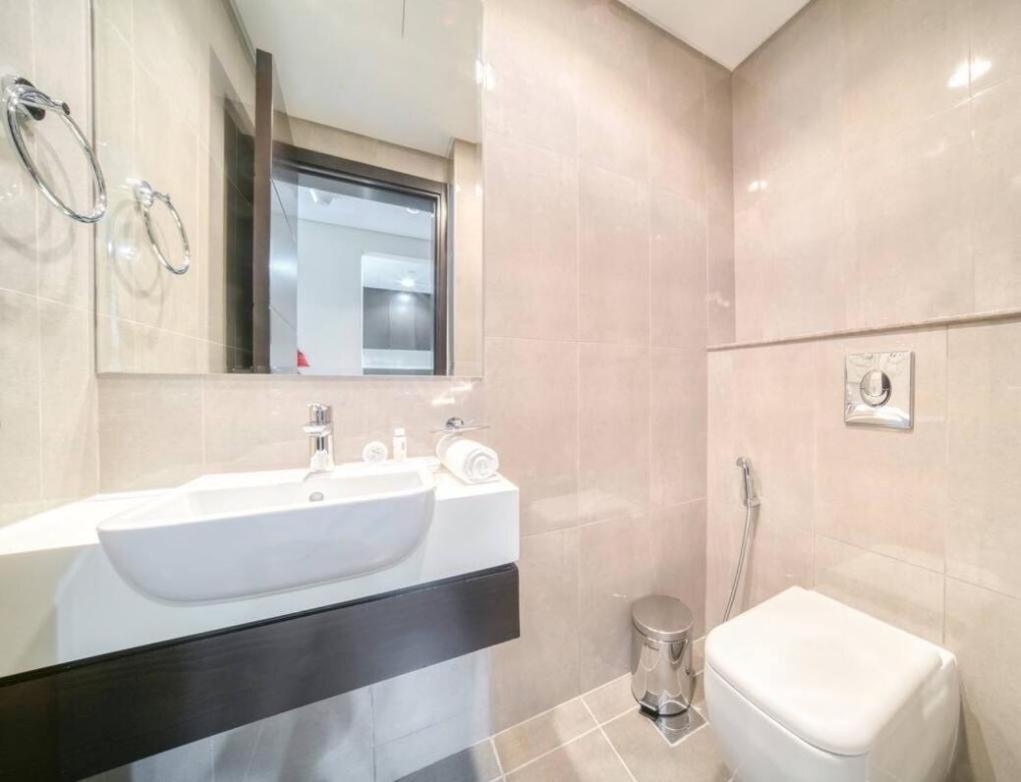 Chic 1 Bhk In Downtown Dubai