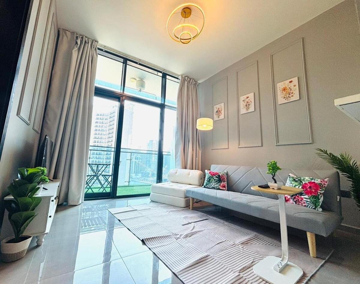 Apartment Chic 1 Bhk In Downtown Dubai