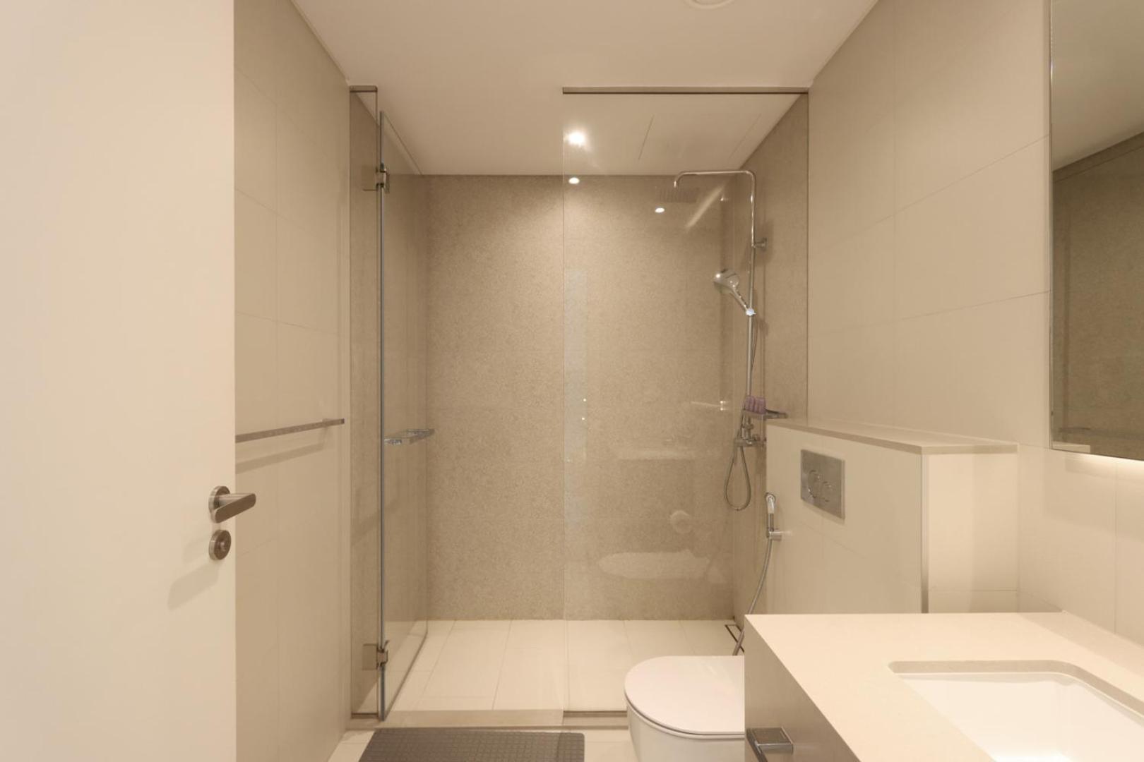 Apartment Livbnb-1br Beachfront Escape In La Vie, Jbr *
