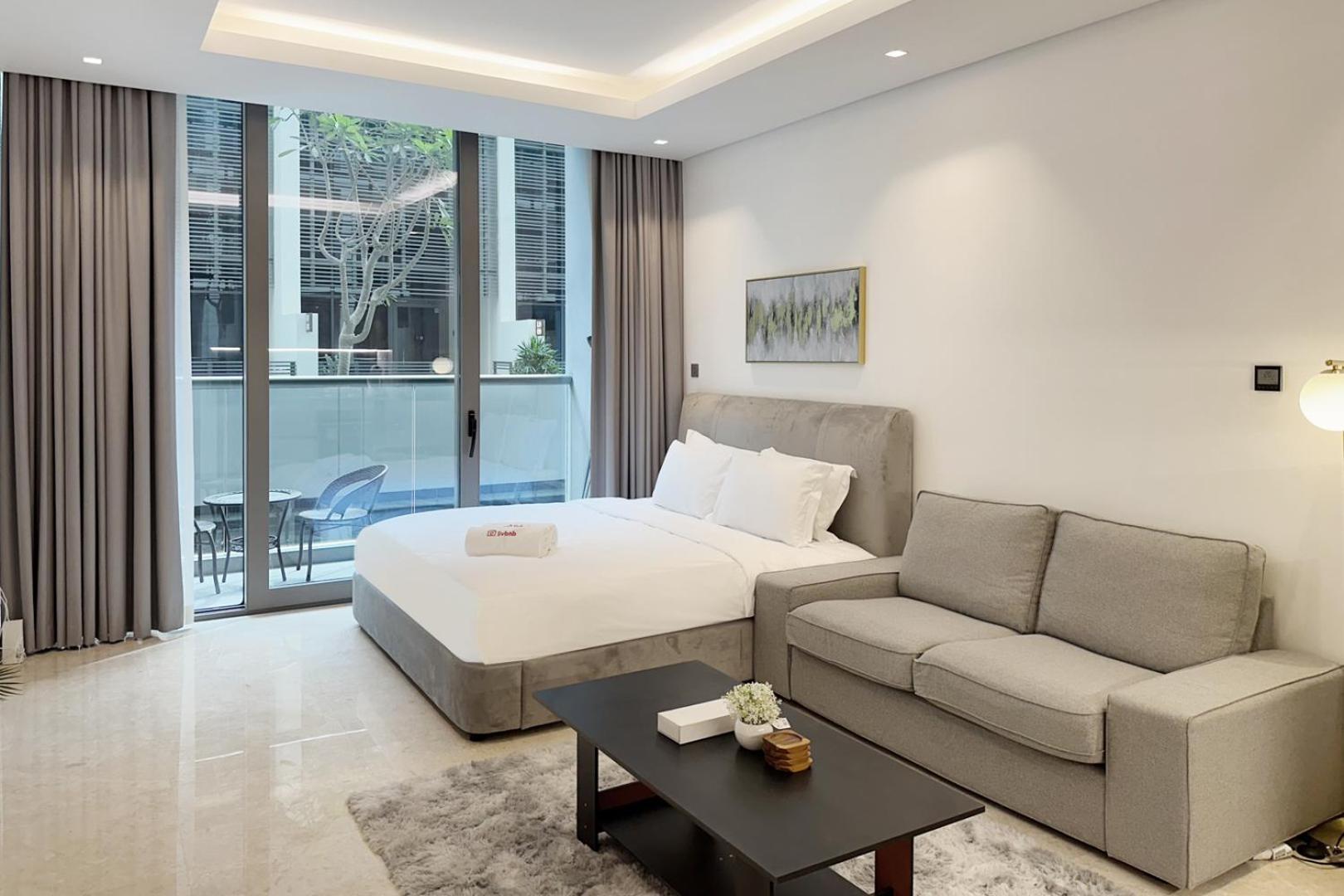 Apartment Livbnb- Modern Meets Comfort, With Balcony Dubai