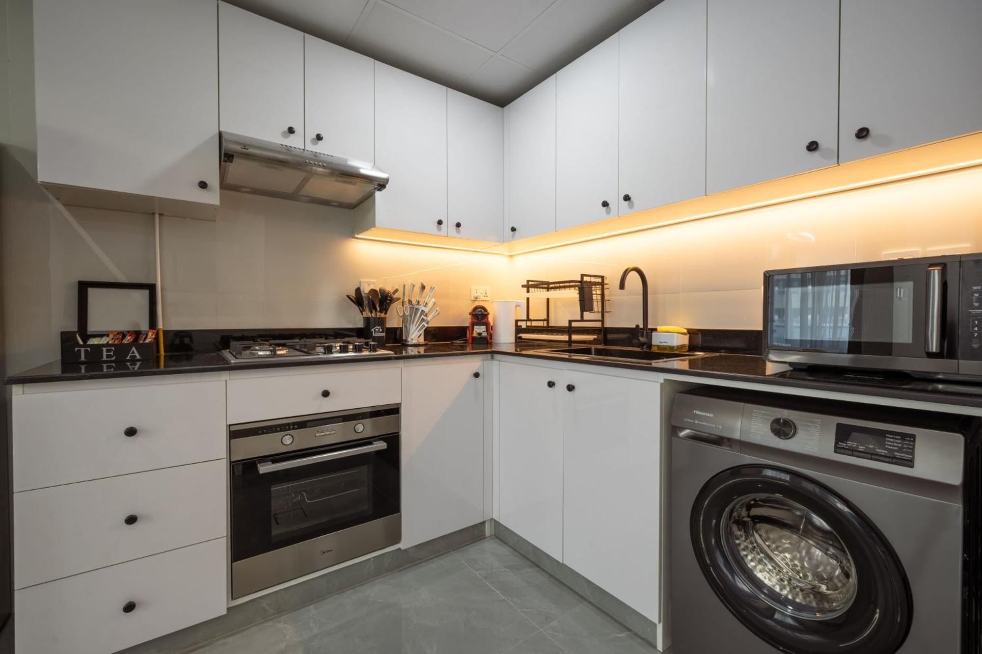 Marina - 1 Bhk Unique Apartment Dubai