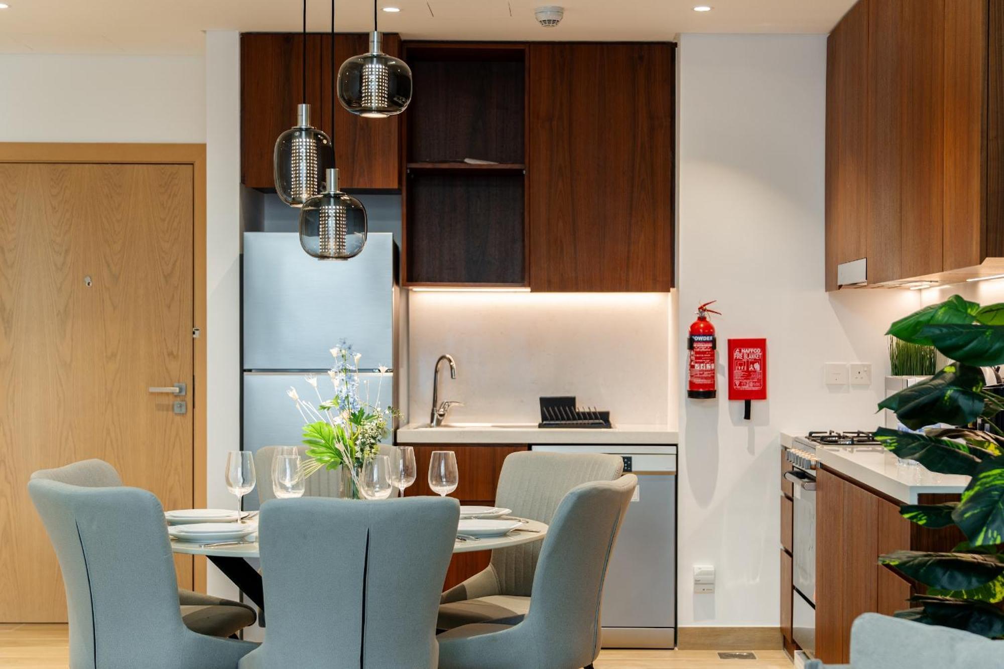 Wake Up To Yacht Views - 1br With Private Access & Baby Gear Apartment