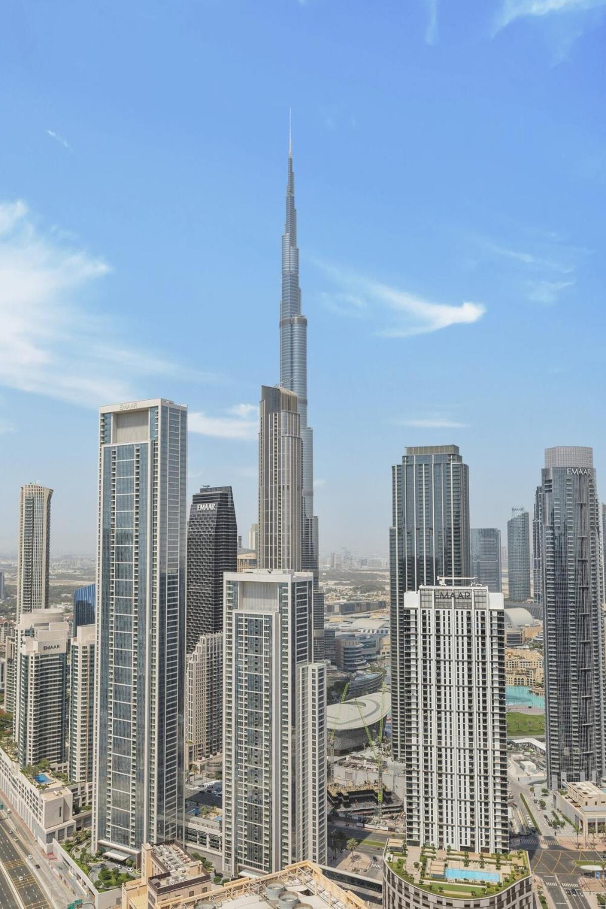 Downtown Skyline & Burj Khalifa Views * Dubai