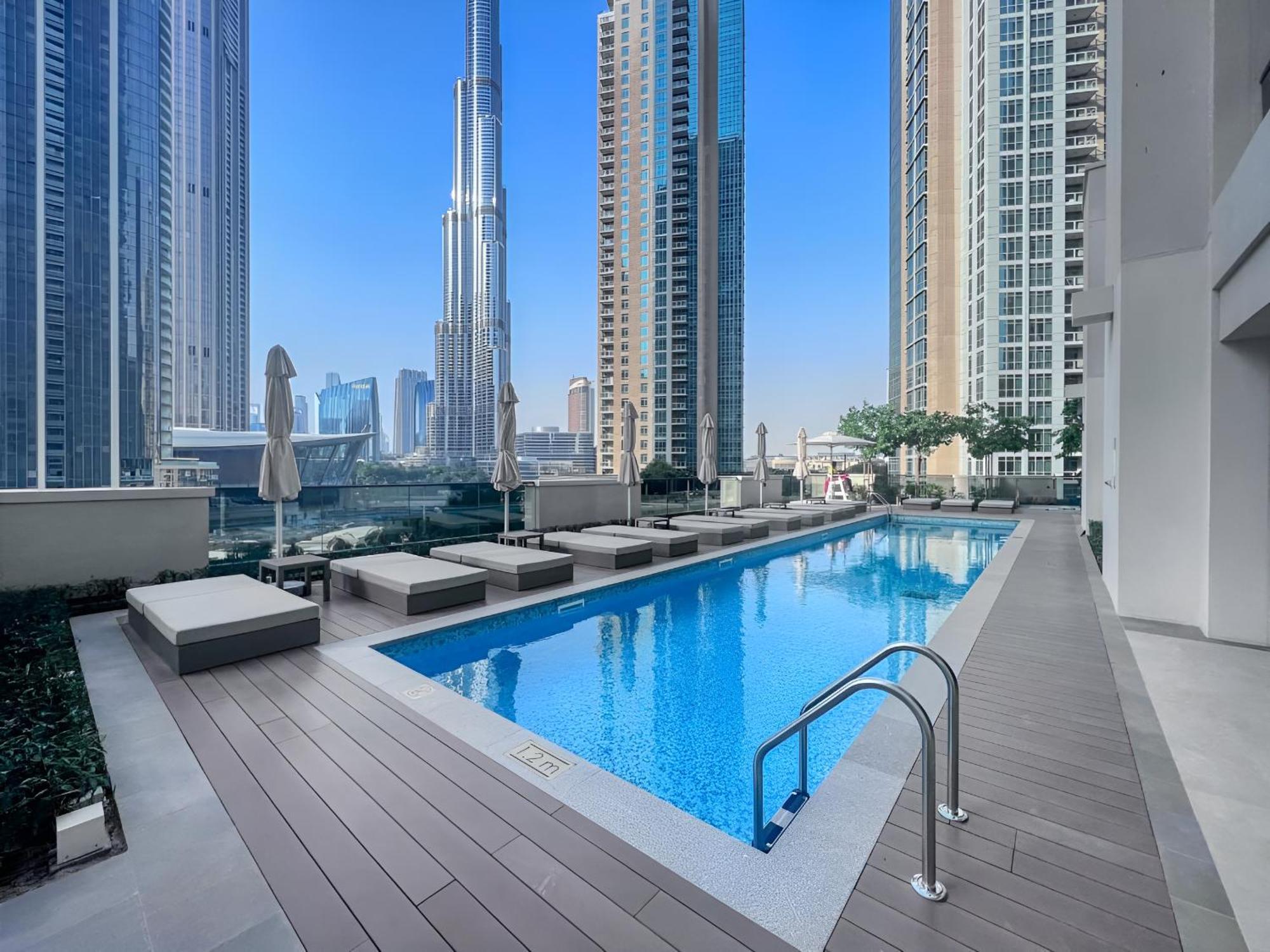 Expansive 7-bed Overlooking Burj & Fountains Apartment