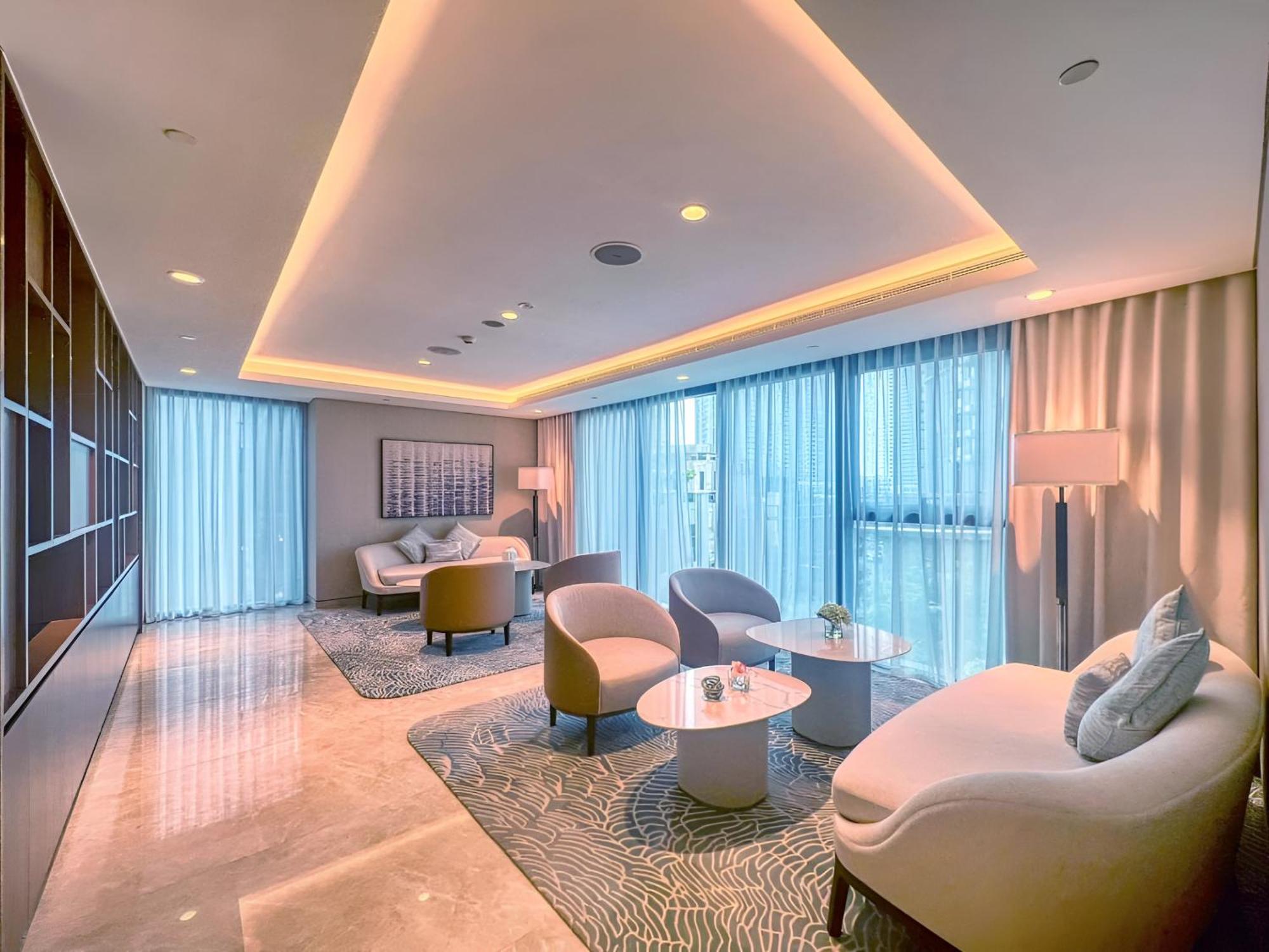 Apartment Expansive 7-bed Overlooking Burj & Fountains *