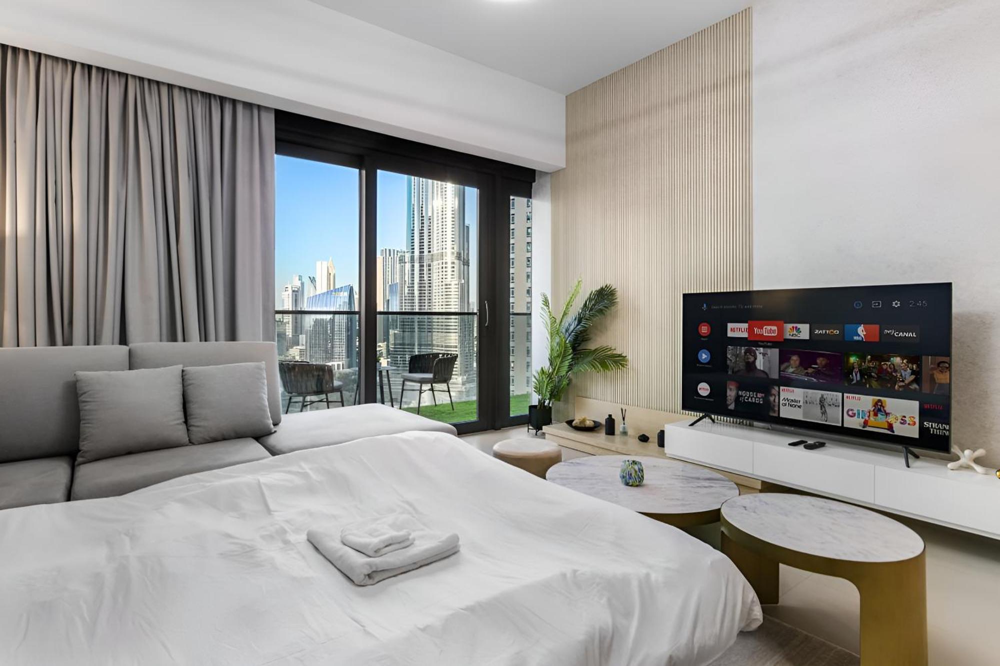 Expansive 7-bed Overlooking Burj & Fountains Apartment Dubai
