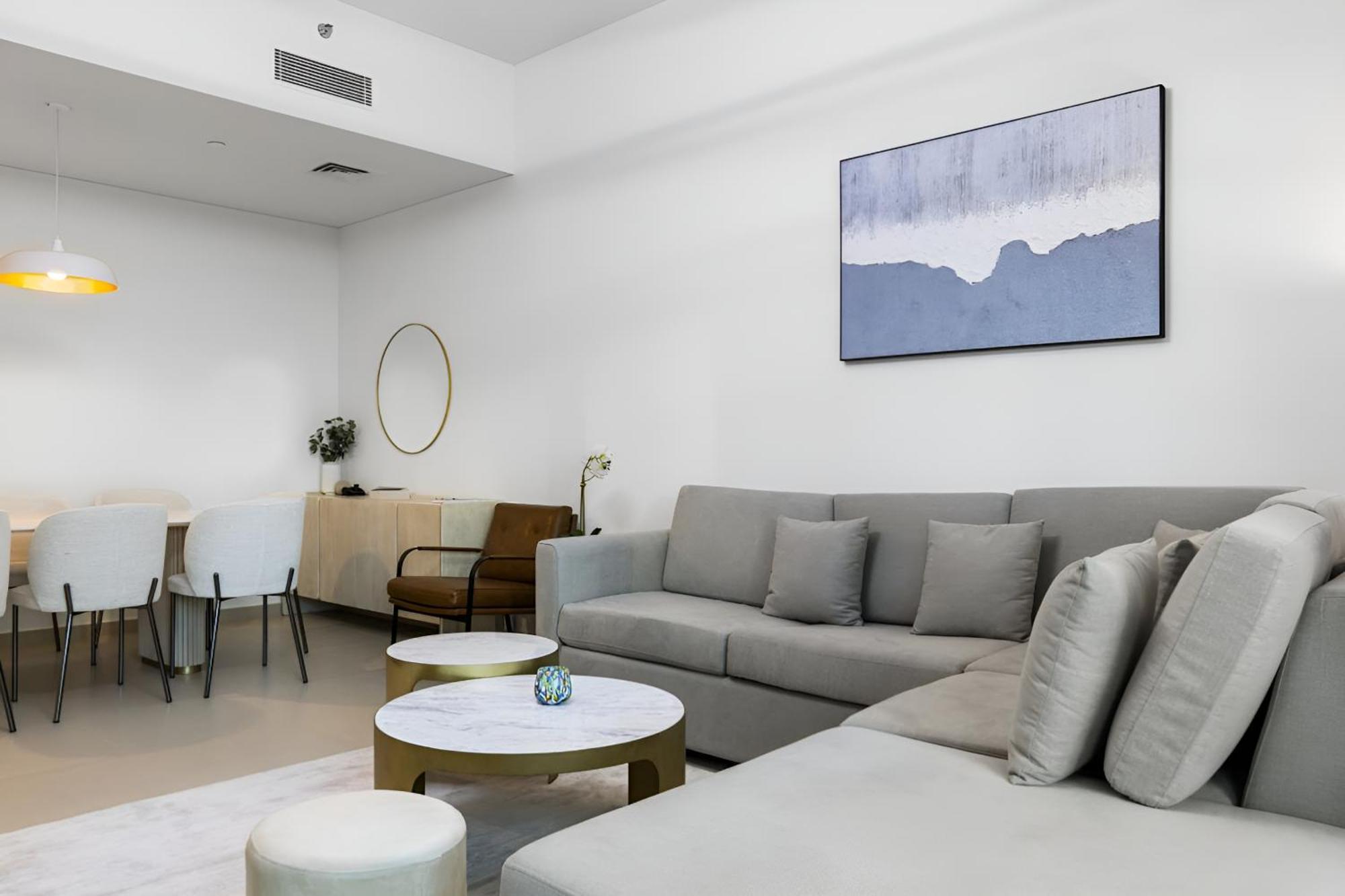 Expansive 7-bed Overlooking Burj & Fountains