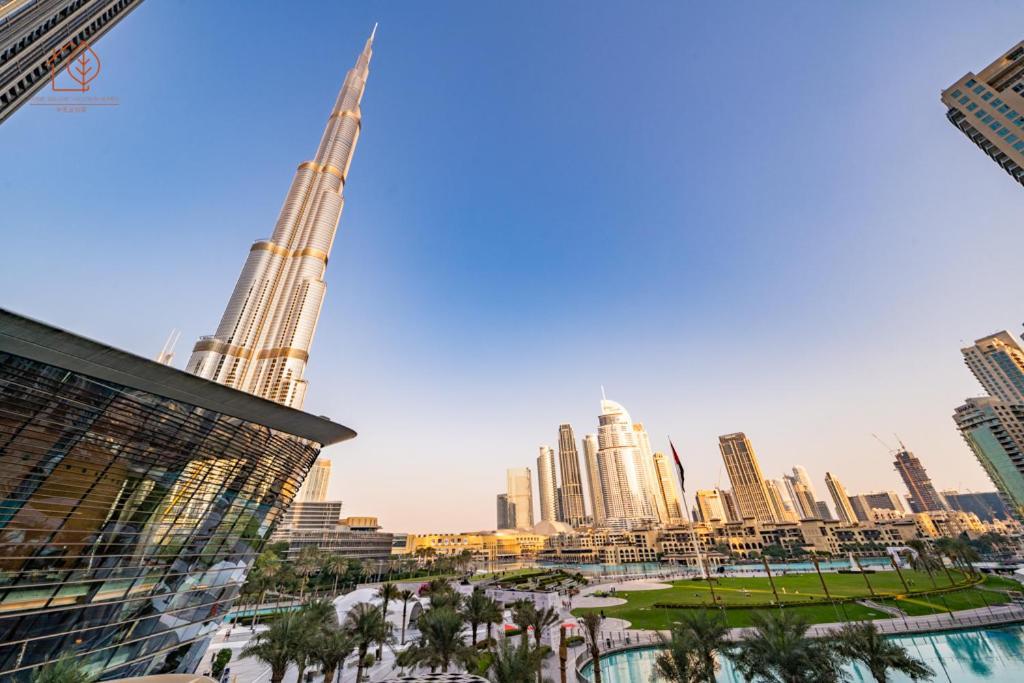 Burj Khalifa Views 2-Bedroom Apartment 203Gr-2 *
