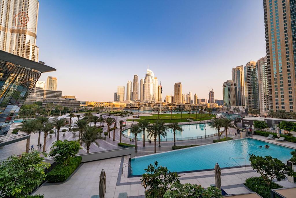Burj Khalifa Views 2-Bedroom Apartment 203Gr-2 *