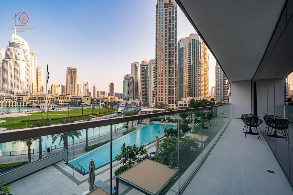 Apartment Burj Khalifa Views 2-Bedroom Apartment 203Gr-2 *