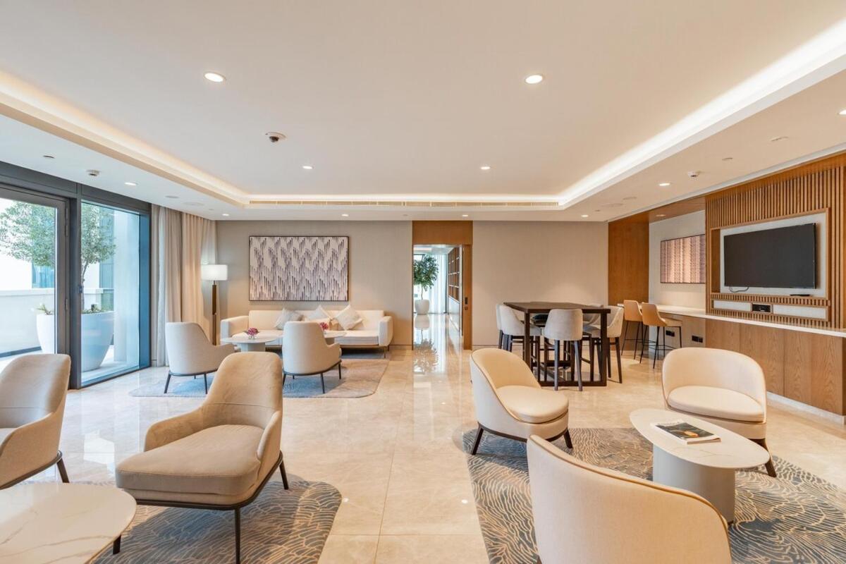 Brand New Next To Burj Khalifa And Mall Apartment