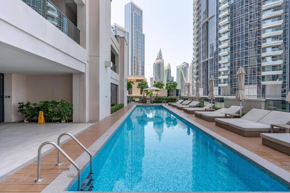 Brand New Next To Burj Khalifa And Mall Apartment
