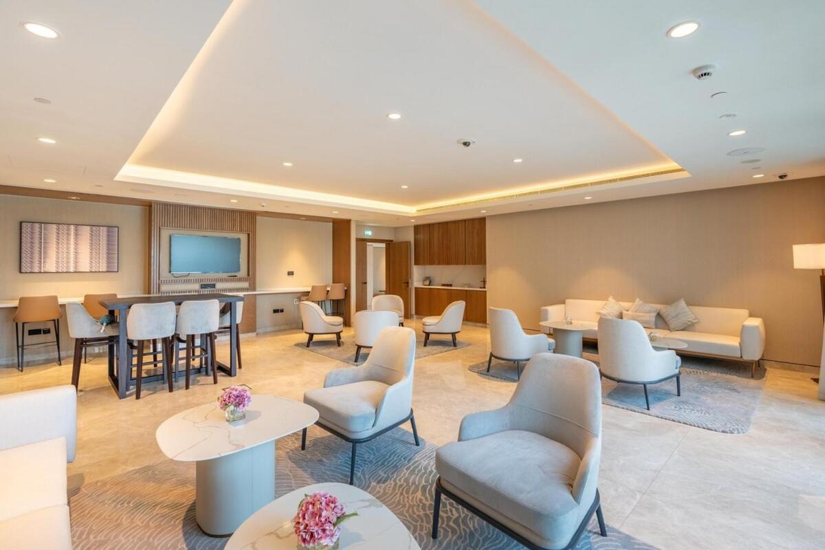Apartment Brand New Next To Burj Khalifa And Mall Dubai