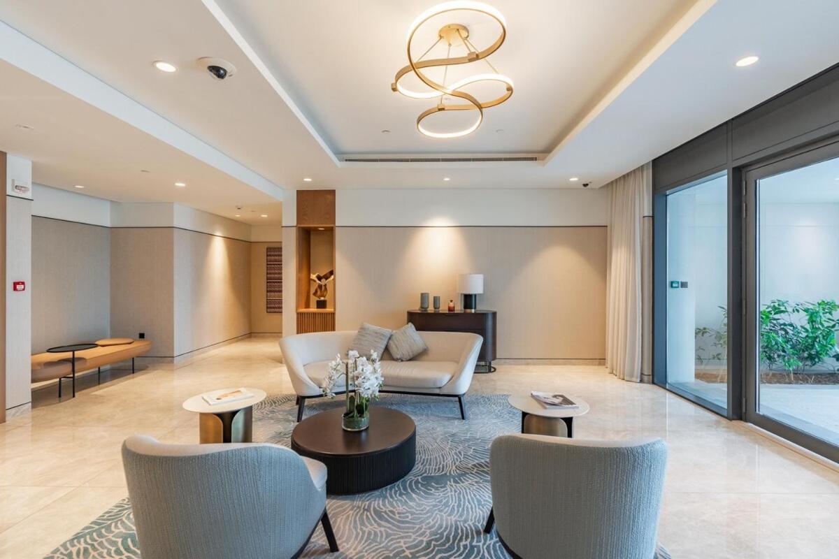 Brand New Next To Burj Khalifa And Mall Apartment