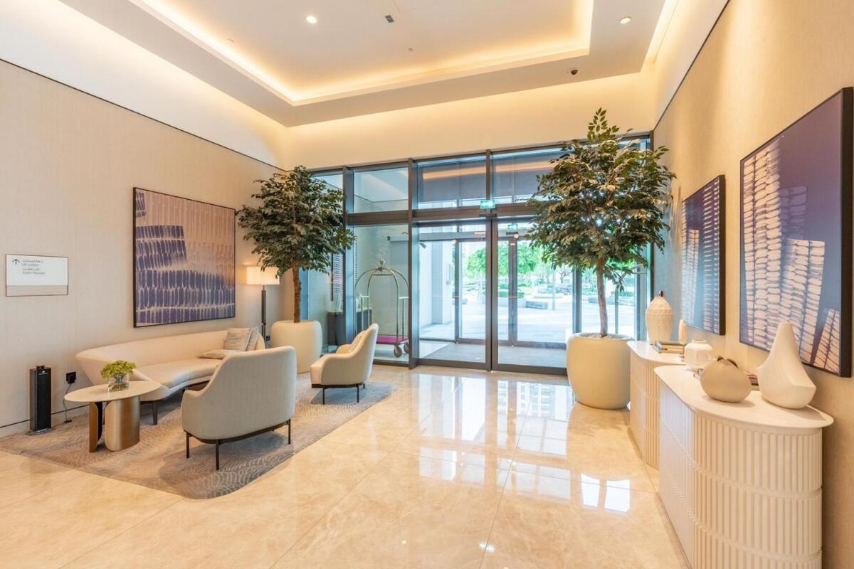 Brand New Next To Burj Khalifa And Mall Apartment