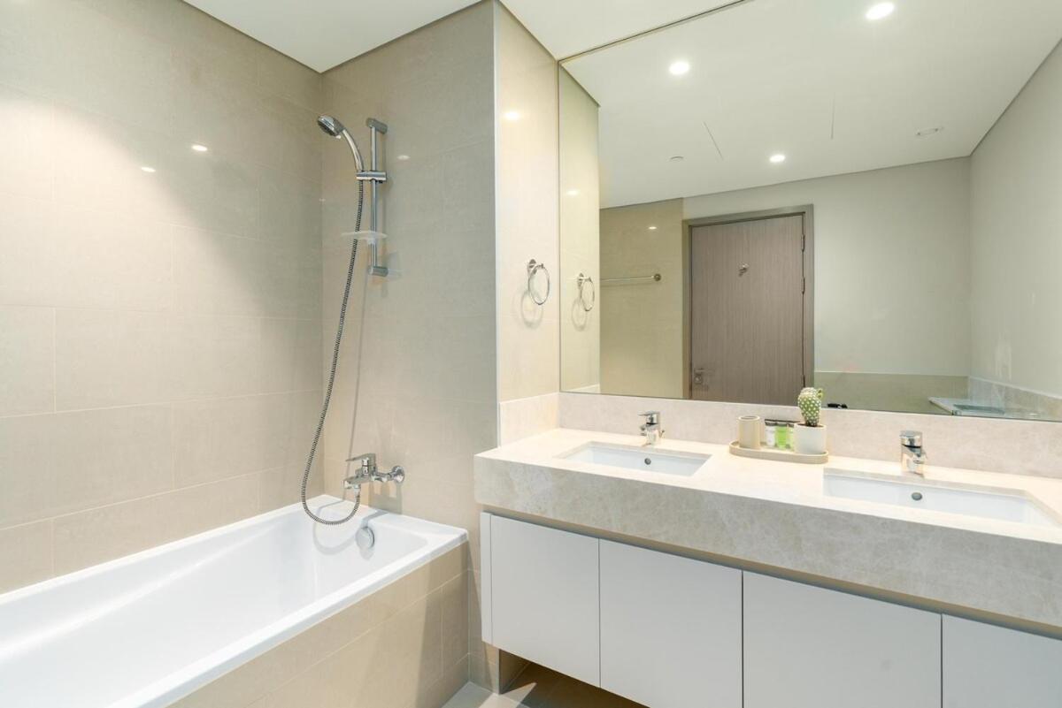 Apartment Brand New Next To Burj Khalifa And Mall *