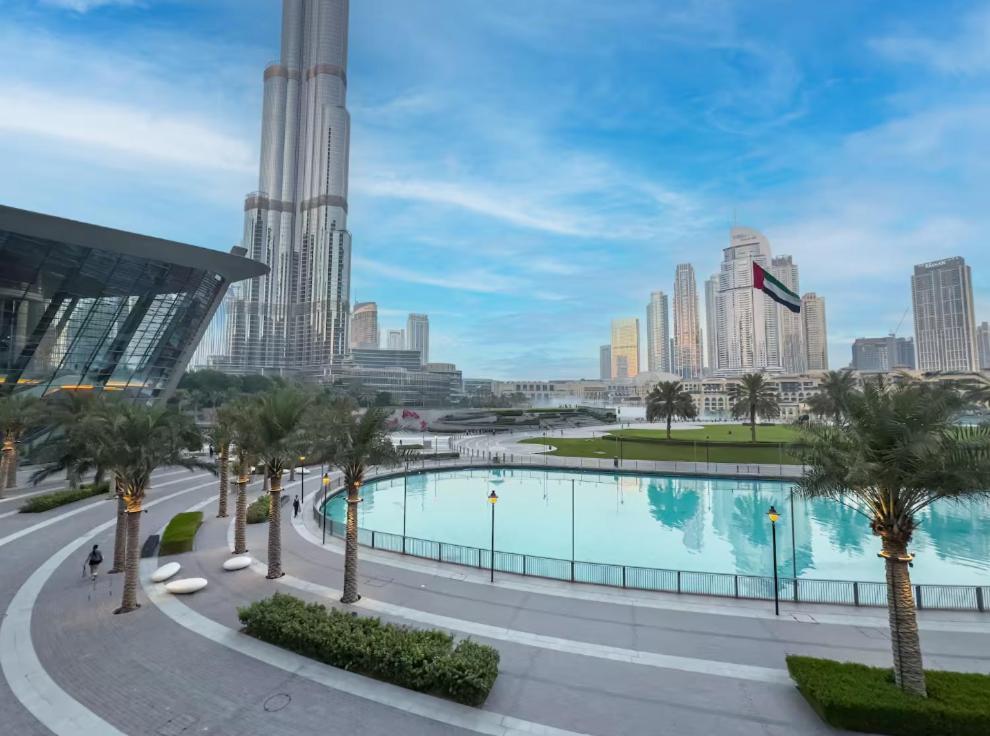 Downtown Luxe 1br Steps From Burj Khalifa & Opera *