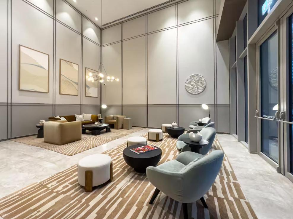 Downtown Luxe 1br Steps From Burj Khalifa & Opera Apartment