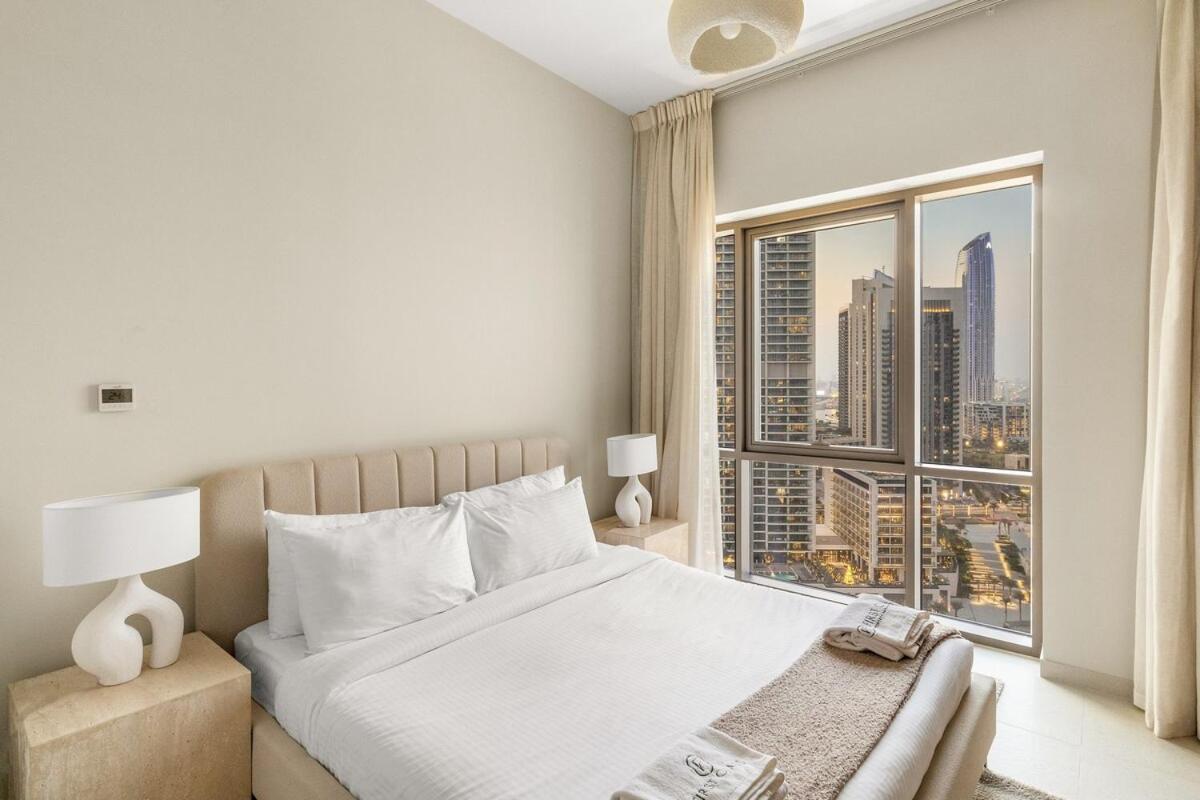 First Class 2br Refreshing Creek View Dubai