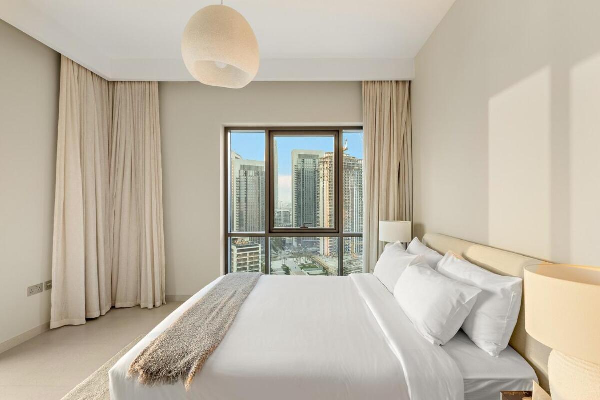 First Class 2br Refreshing Creek View Apartment Dubai
