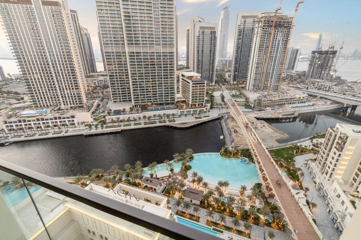 First Class 2br Refreshing Creek View Apartment Dubai