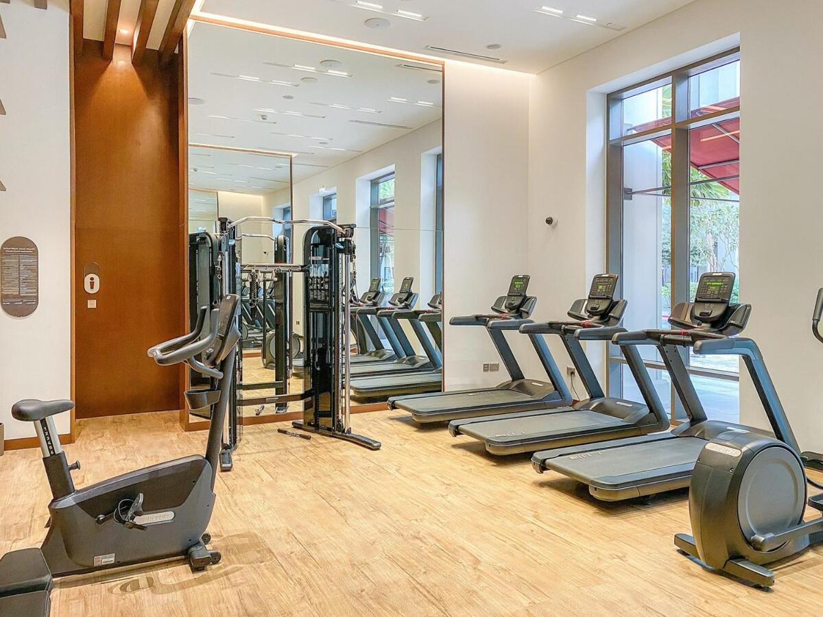 First Class 2br Refreshing Creek View Apartment *