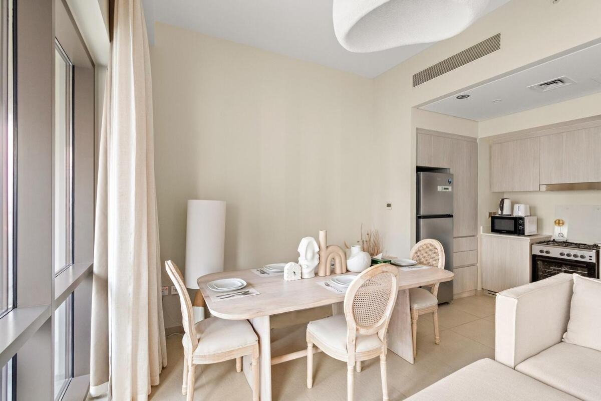 Apartment First Class 2br Refreshing Creek View *