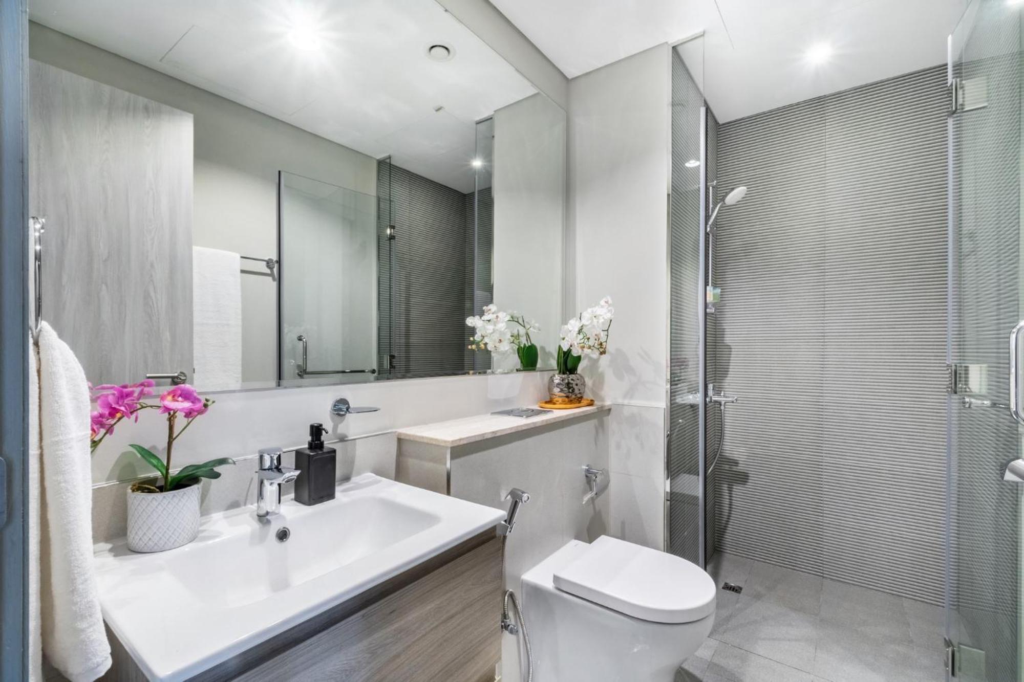 The Smart Concierge - Zada Tower * Dubai