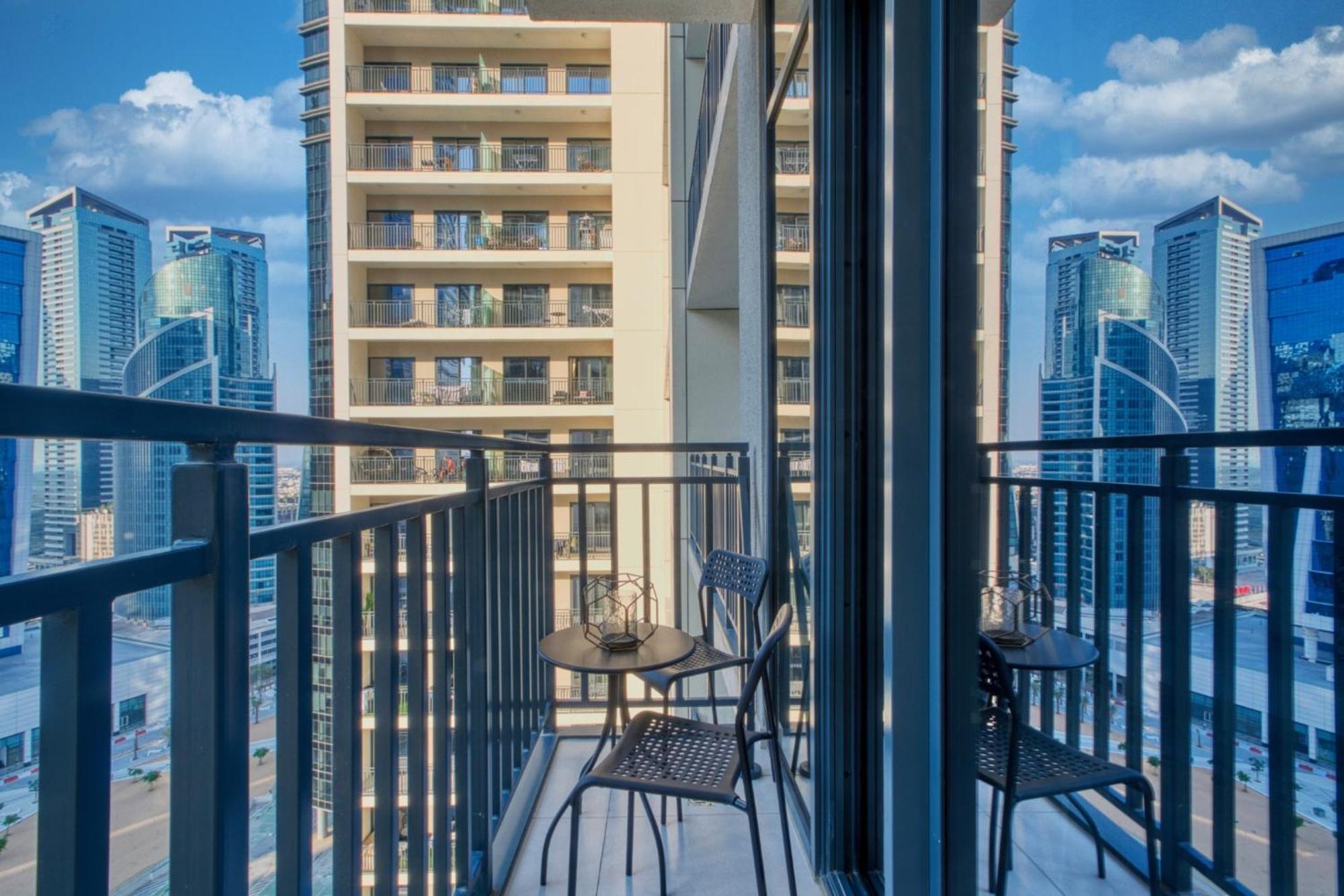 The Smart Concierge - Zada Tower
