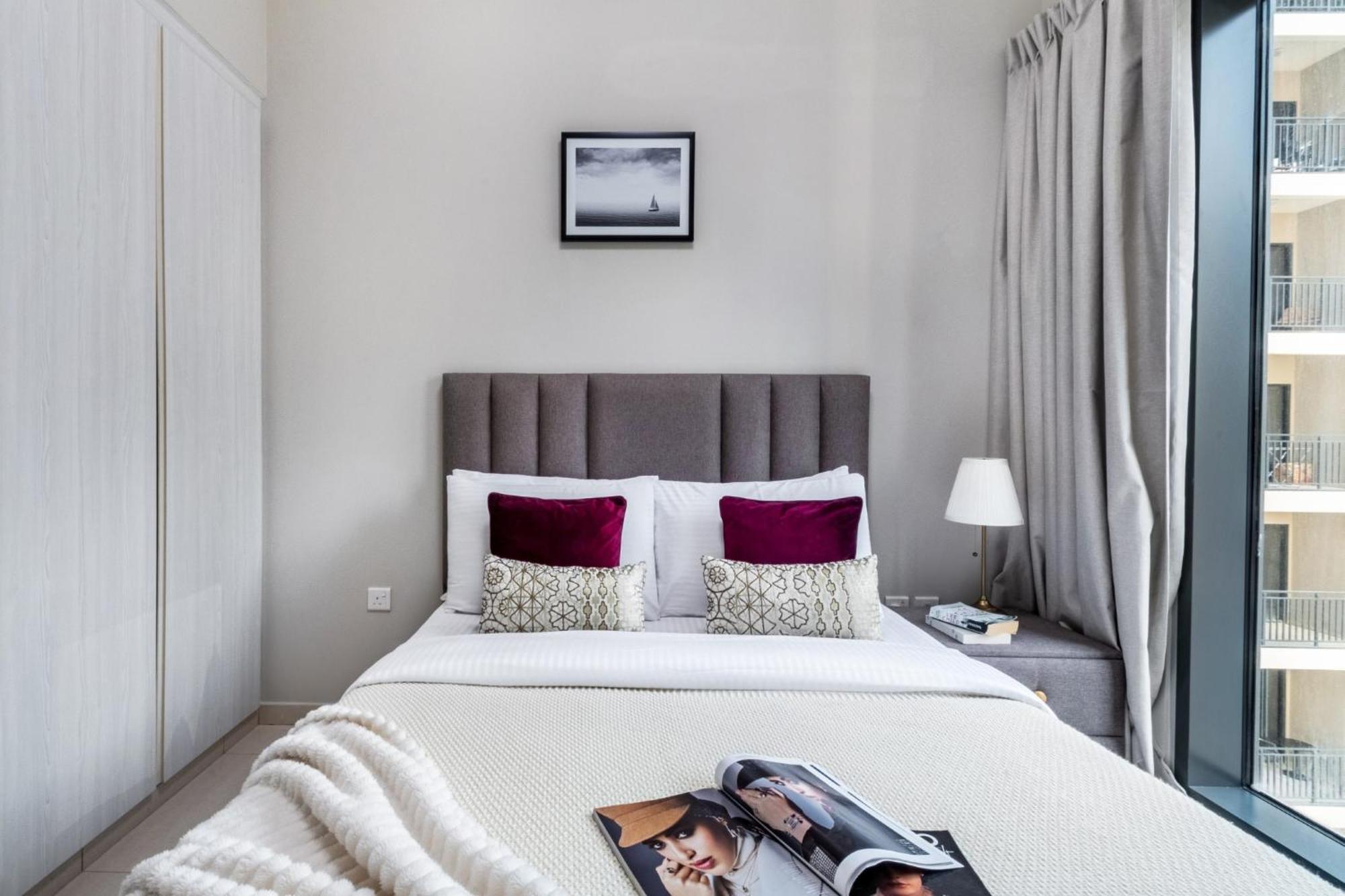 The Smart Concierge - Zada Tower Apartment *