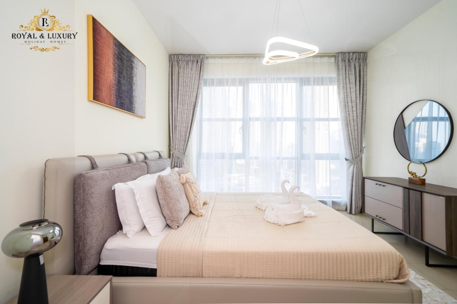 Apartment Chic 1-bedroom Haven In Standpoint A Tower, Downtown *