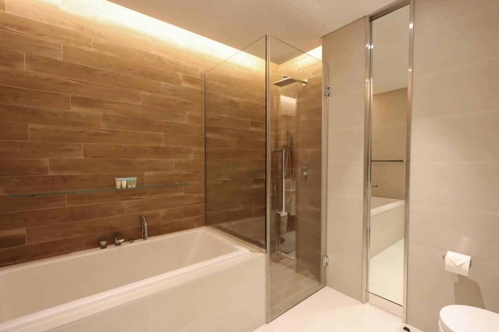 Livbnb-ain Panorama Radiant 3br Haven With Maid's Apartment *