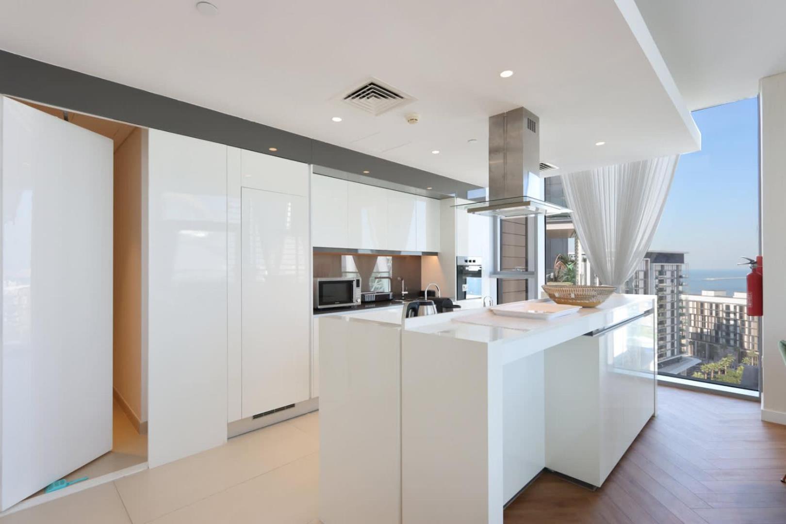 Livbnb-ain Panorama Radiant 3br Haven With Maid's *