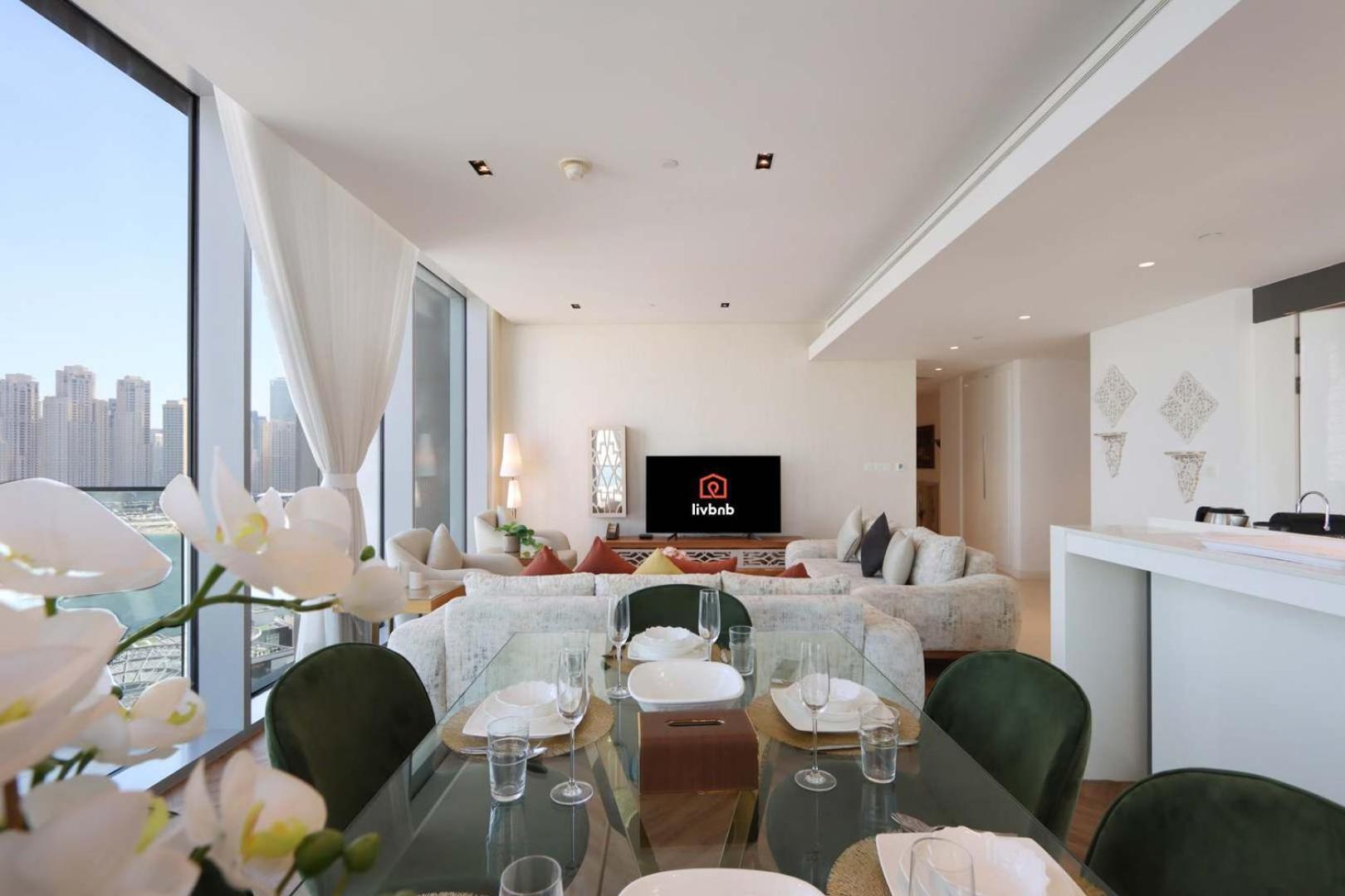 Livbnb-ain Panorama Radiant 3br Haven With Maid's Apartment Dubai