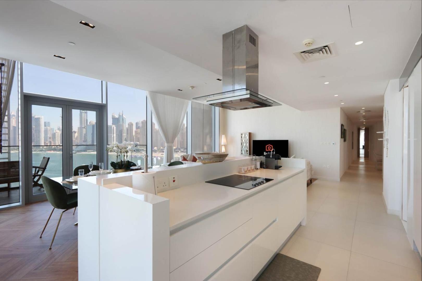 Livbnb-ain Panorama Radiant 3br Haven With Maid's *