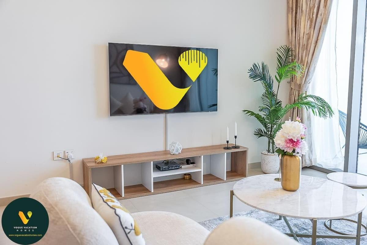 Apartment Downtown Views Ii - Vogue -tower 1, -1 Bedroom That Sleeps 3 -13th Floor -large Balcony With Views Dubai