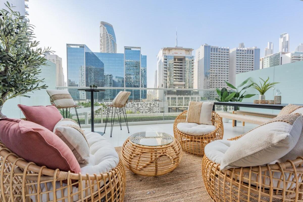 Bali-inspired 1-bedroom For 4 In Business Bay