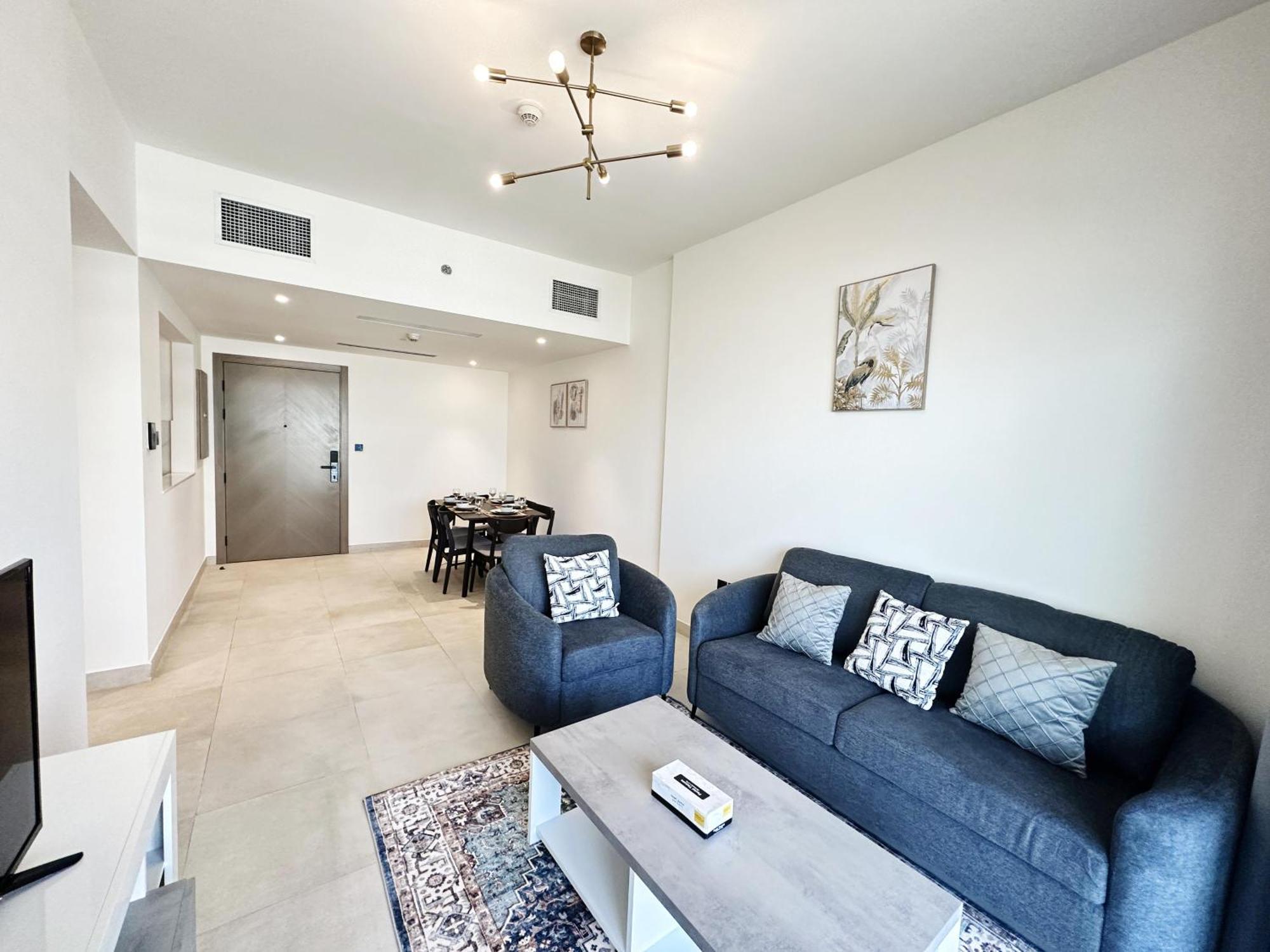Stylish 3-bedroom With Scenic Views At Binghatti Creek *