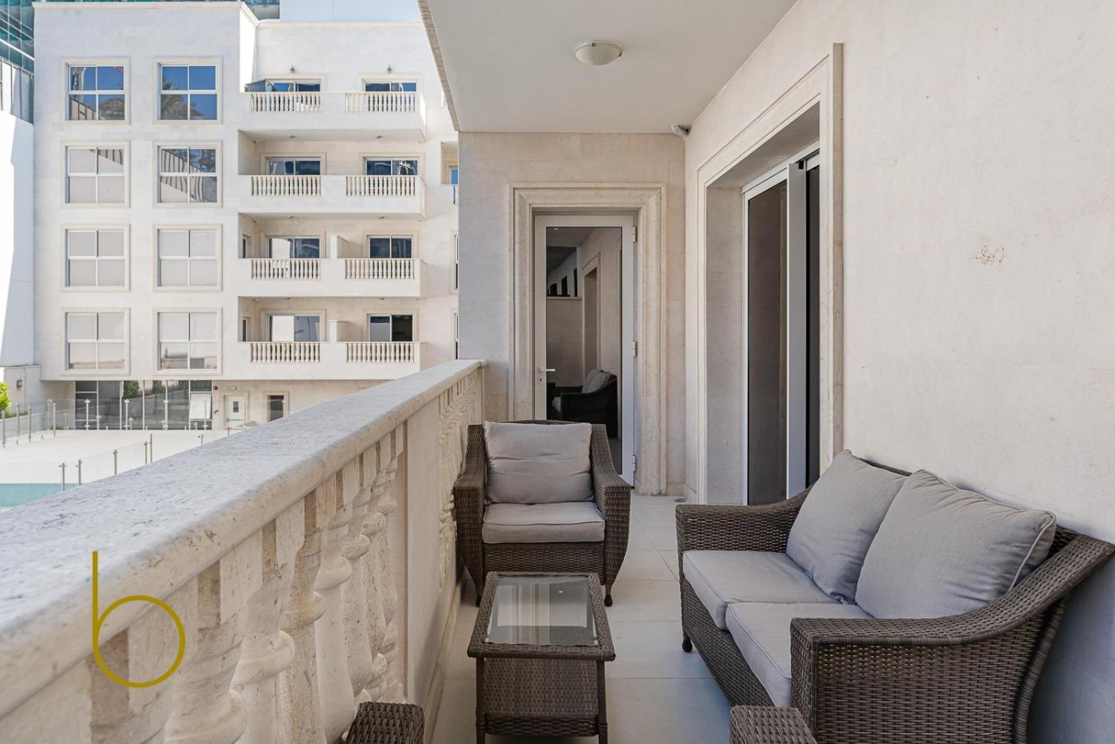 Brand New Beautiful & Huge Centrally Located Apartment Dubai