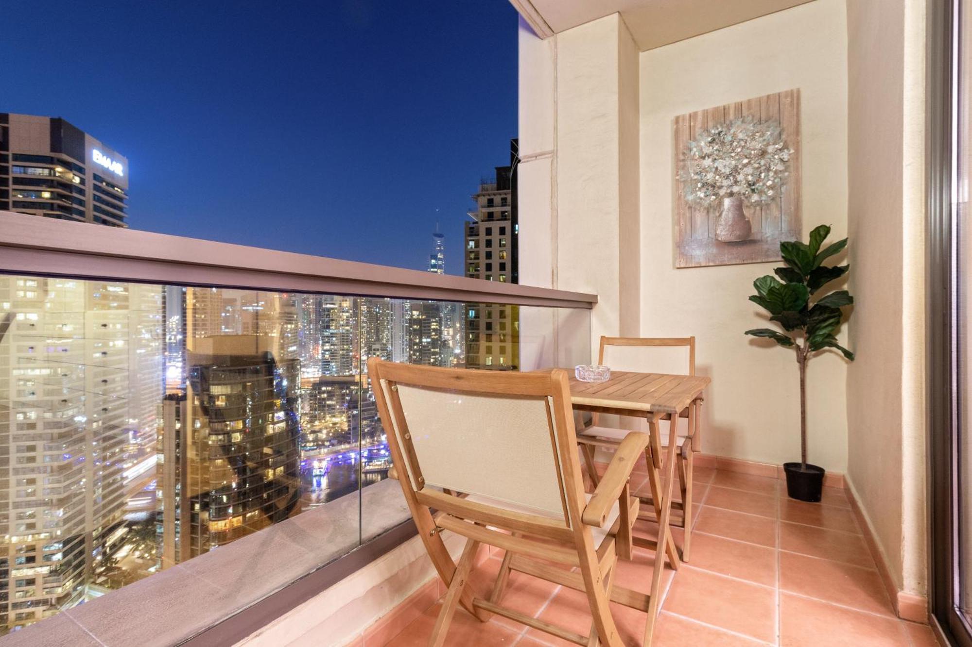 Luxe 2br With Marina View In Jbr And Walk To The * Dubai