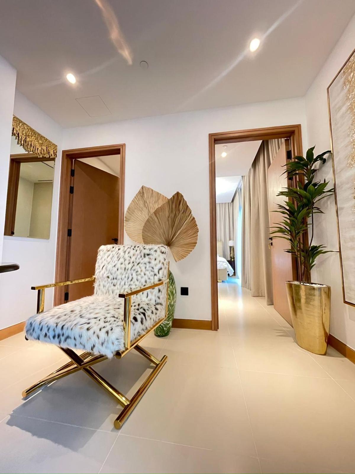 Vida Marina Emaar Seaview New One Bedrrom 65sqm Apartment *