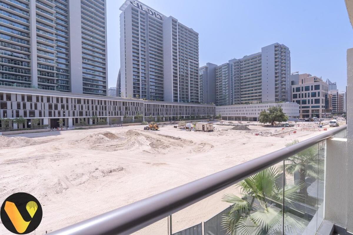 Vogue The Sterling By Omniyat With Balcony Walkable To Burj Khalifa And The Mall Dubai